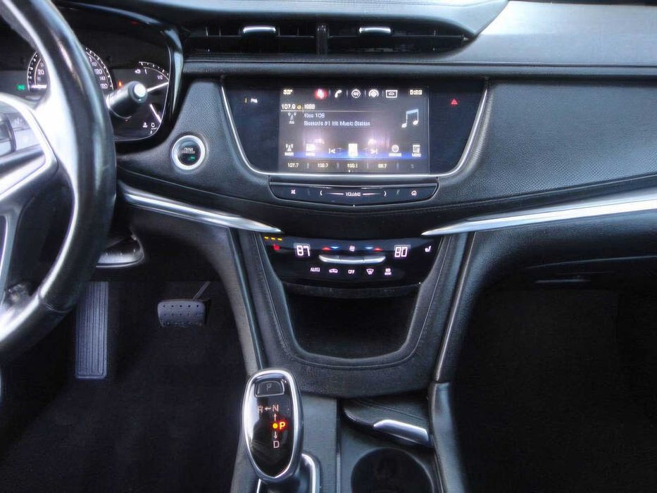 Cadillac XT5      2018