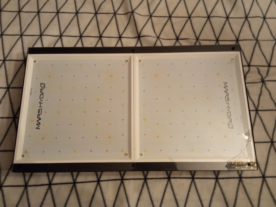 Lampa Mars Hydro do uprawy roślin Grow box 600 W