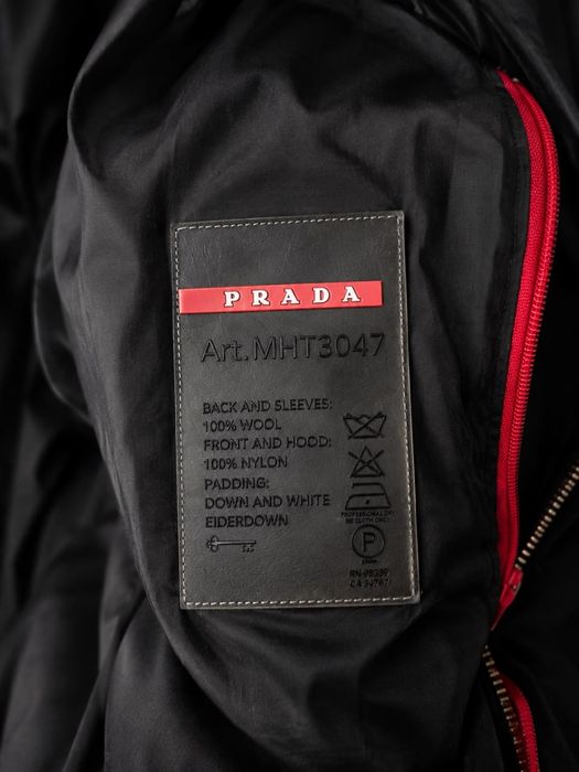 Пуховик куртка від Prada