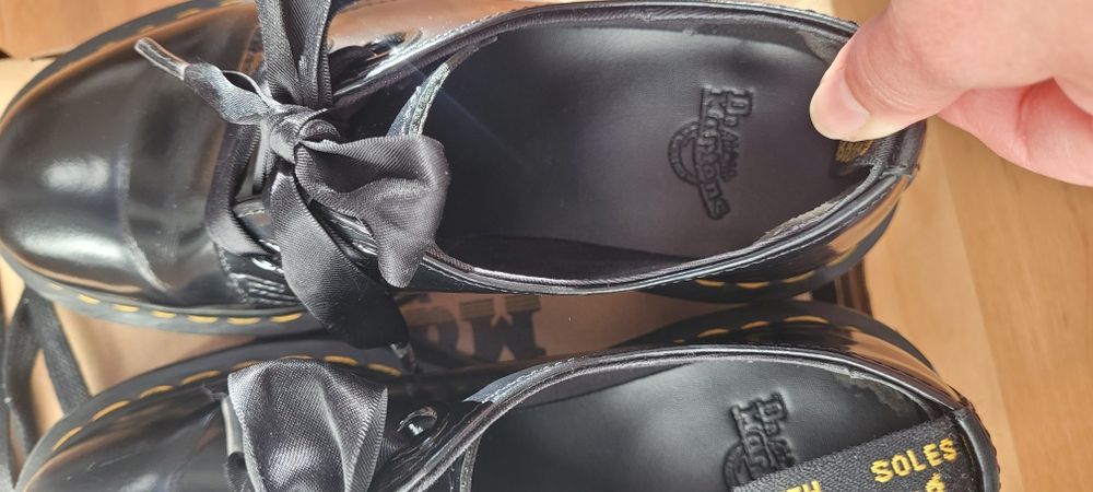 Buty Dr.Martens Holly 37