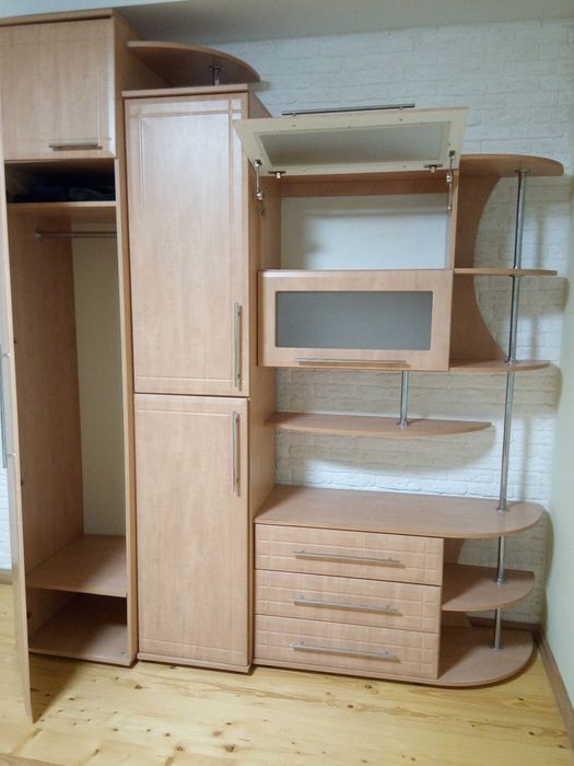 Продам  Стінку Або обміняю На шафу Купе!!!