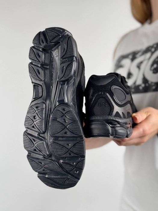 Жіночі чорні кросівки Asics! Нові! Оплата при отриманні! Розміри: 37,38,39,40,41