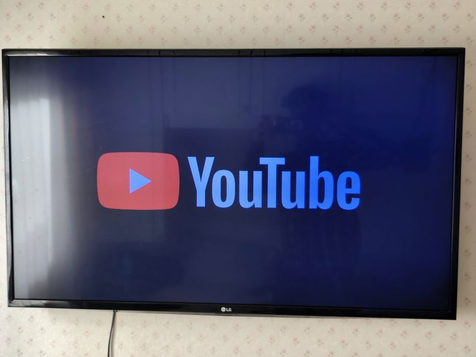 TV LG FHD c/ comando 43 polegadas