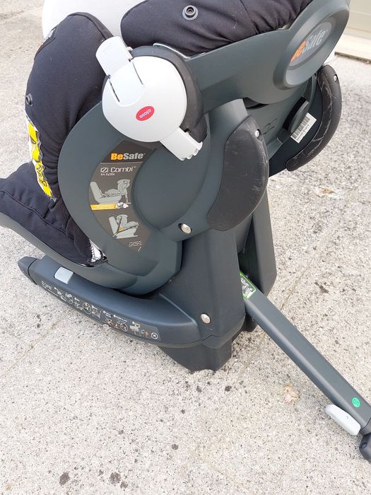 Cadeira Auto para bebé isofix da BeSafe modelo  izicombi