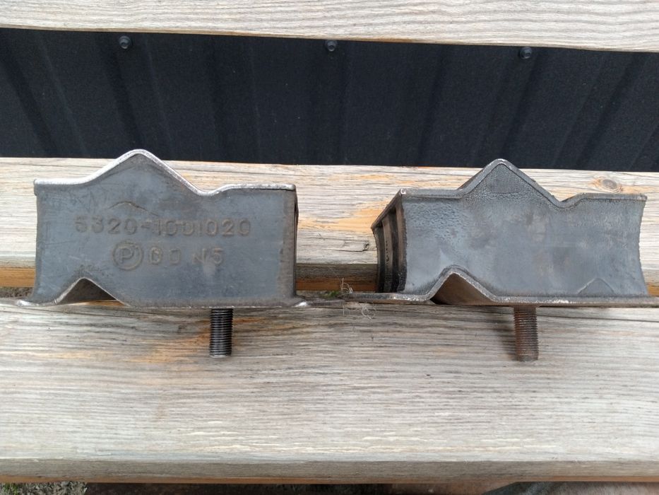 Подушки двигуна Камаз