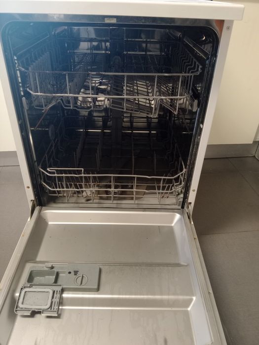 Máquina lavar loiça Marca Meireles