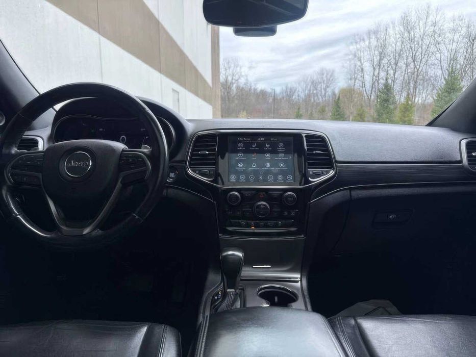 Jeep Grand Cherokee      2020