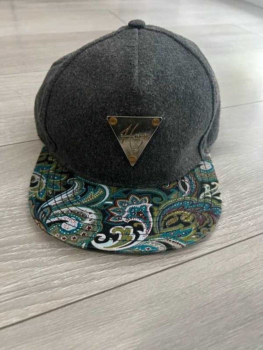 Czapka z Daszkiem Hater Snapback Metal Badge Paisley Szara Vintage