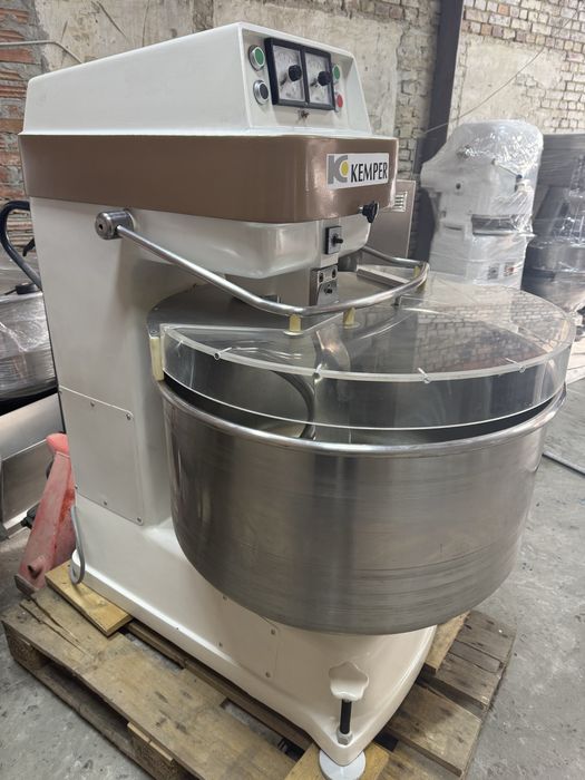 Тістоміс Kemper промисловий. Тестомес профессиональный