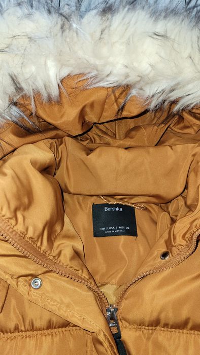 Ciepła kurtka S Bershka