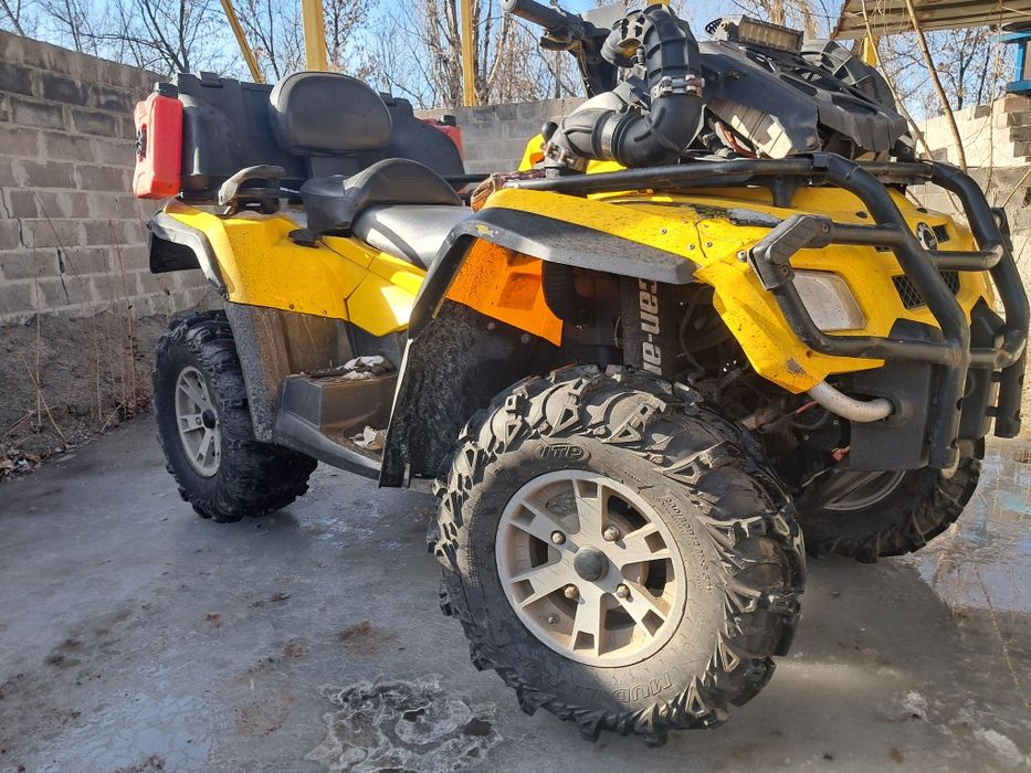 Квадроцикол 800 кубів