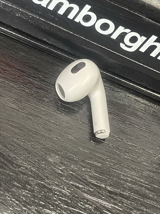 Продаю AirPods 3 правий оригінал АирПодс 3 оригинал