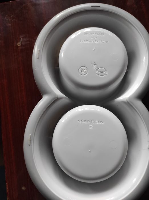 Миска для еды кошек,собак