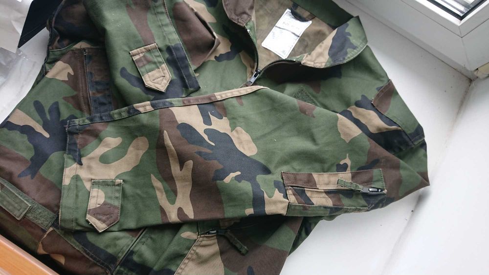 Контрактный комбинезон армии США Coverall flyers CWU-27/P. Woodland.