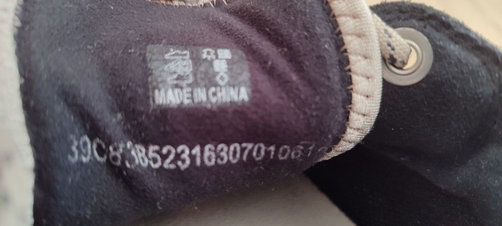 Кросівки ECCO 25,5см жіночі шкіра яка