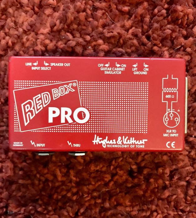 Pedais e Material de Estúdio