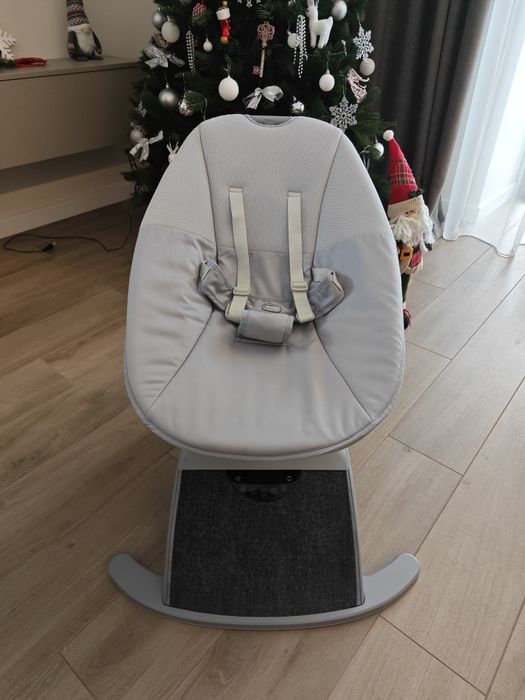 Заколисуючий центр Chicco Comfy Wave