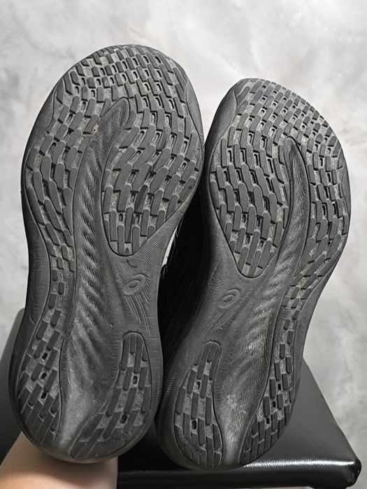 Жіночі Бігові кросівки Asics Gel Nimbus 26 Розмір 38 24 см