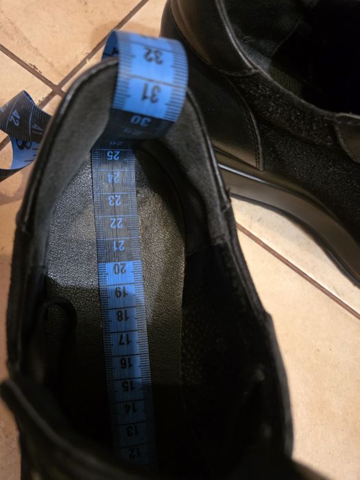 Кросівки жіночі 38р. шкіра, замш , ботінки, чоботи, туфлі