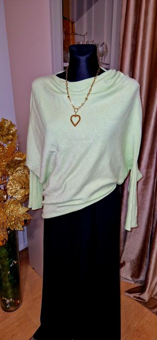 Sweter damski skos , nowy