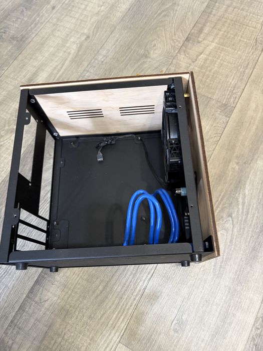 Корпус для mini-atx
