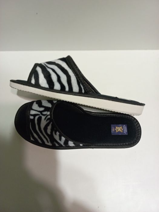 Pantofle domowe damskie  rozmiar 40
