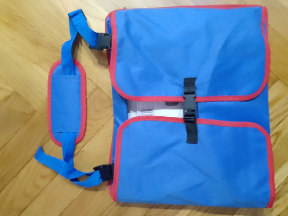 Nowy organizer dla dziecka do auta