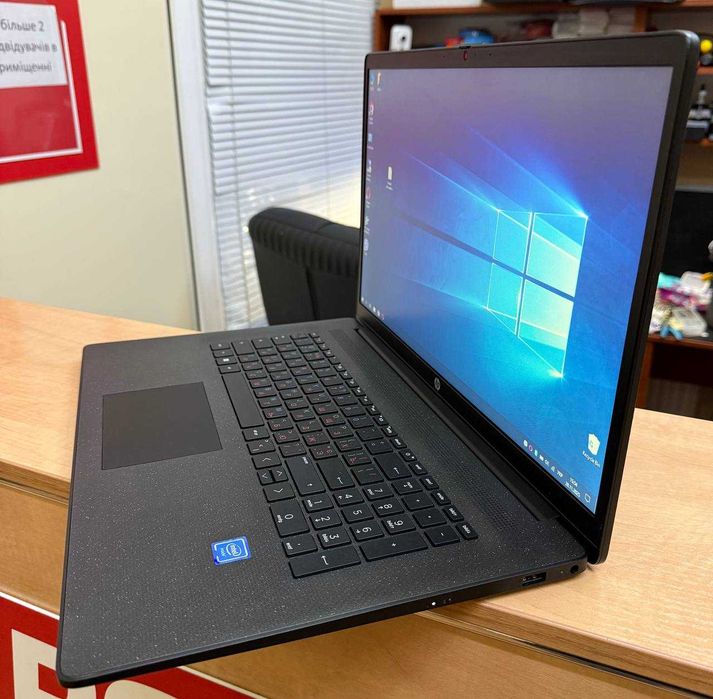 Ноутбук HP 17-діагональ N4120/8gb/128gbSSD(2-Ва АКБ/Оплата Частинами)