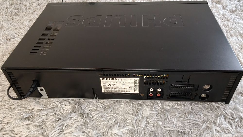 Magnetowid Video Vhs MATCHLINE PHILIPS VR900 Hi-Fi Stereo 6 głowic pilot