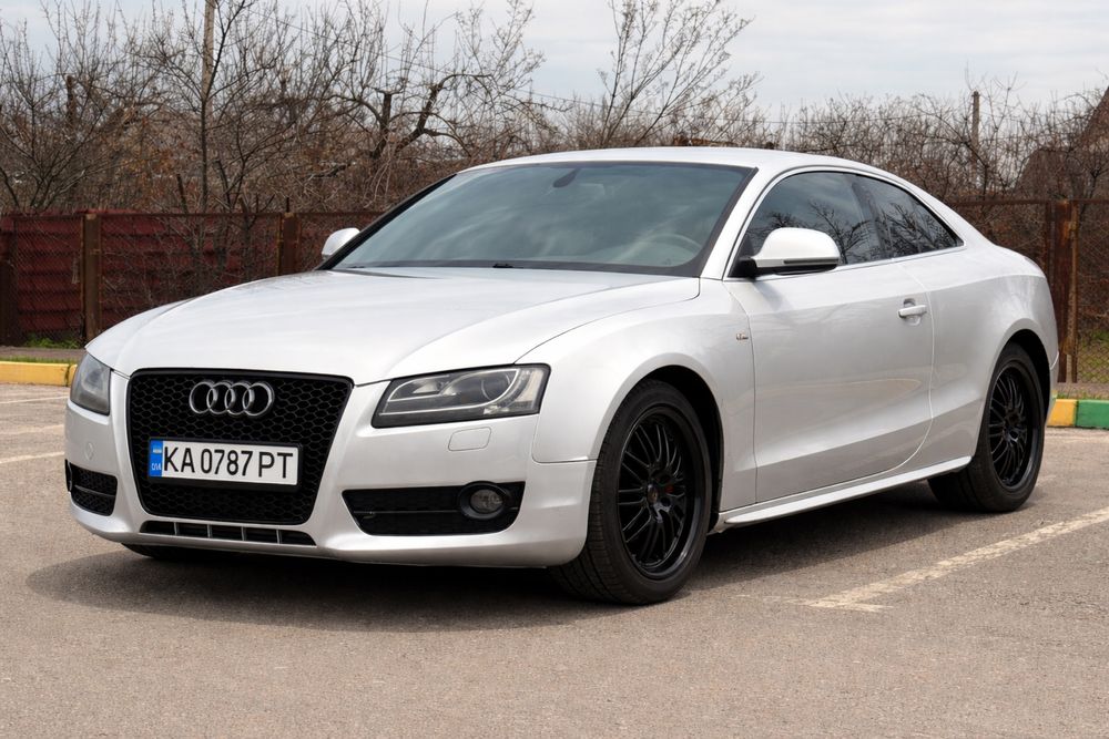 Продам Audi A5 3.0TDI S-line Quattro рідний пробіг гарний стан!
