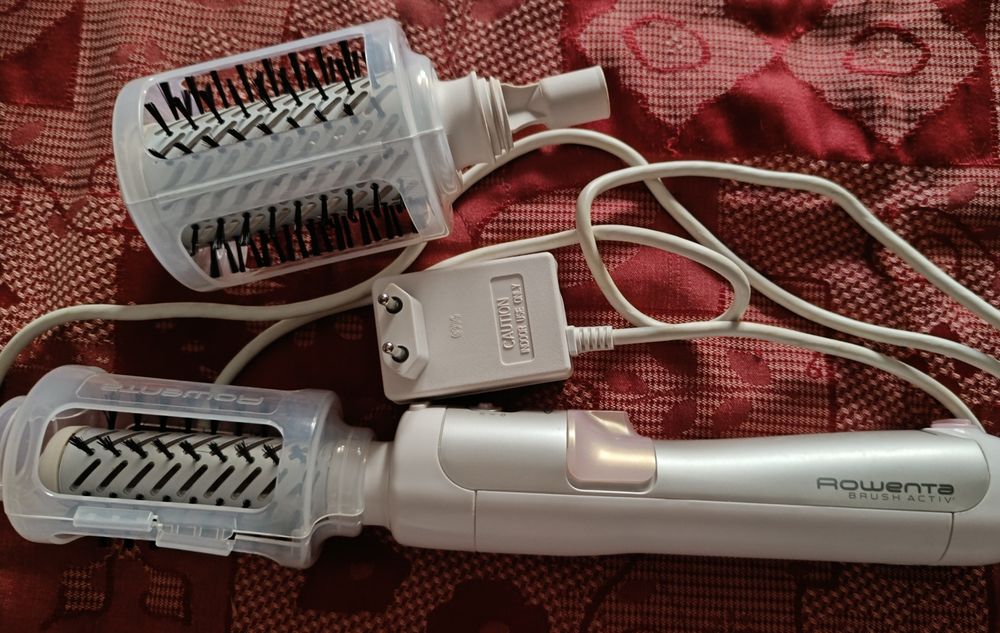 Escova Rotativa / Modeladora de Cabelo Rowenta Brush Activ (rotativa) Como Nova
