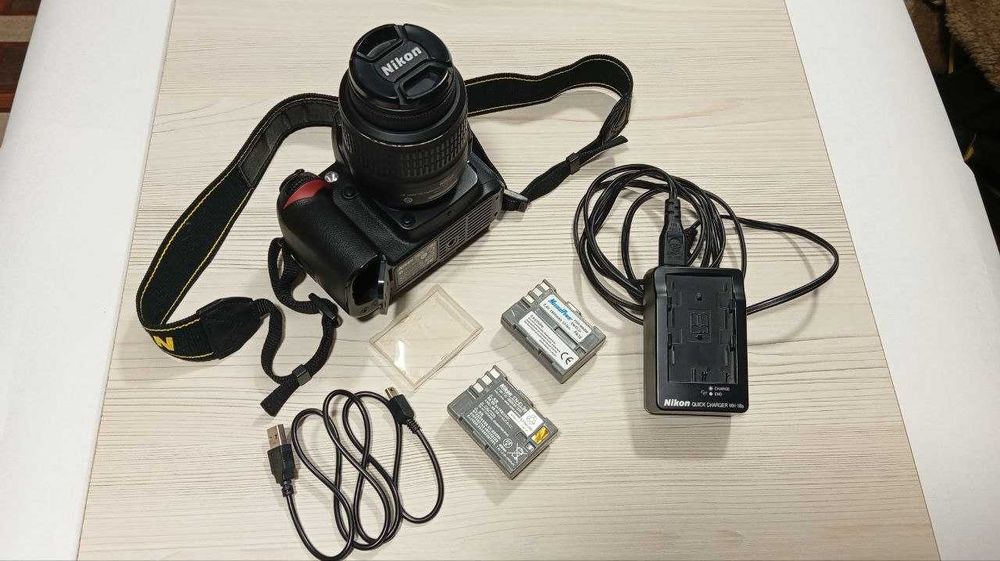 Фотоапарат Nikon D90 КІТ Nikon DX AF-S Nikkor 18-55mm