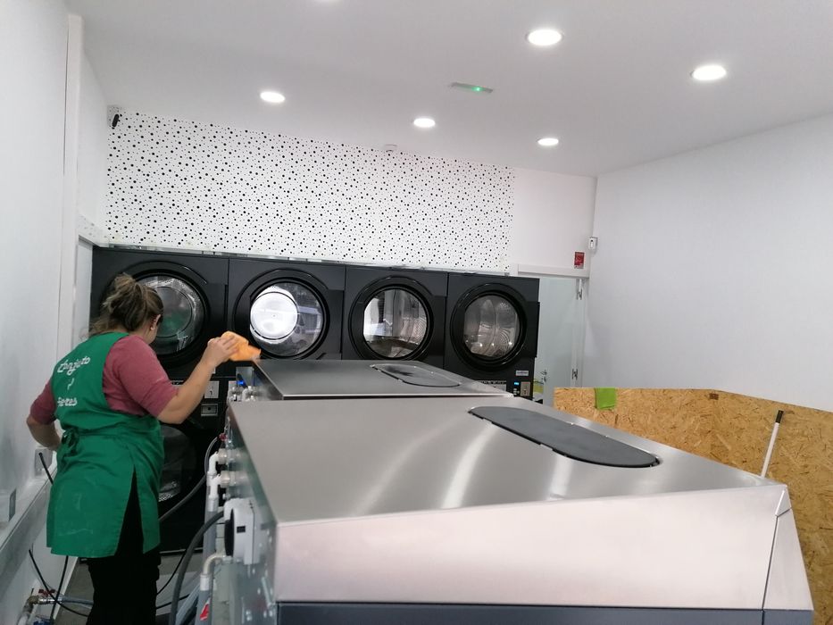 Máquina de lavar roupa self service low cost Líder em Portugal