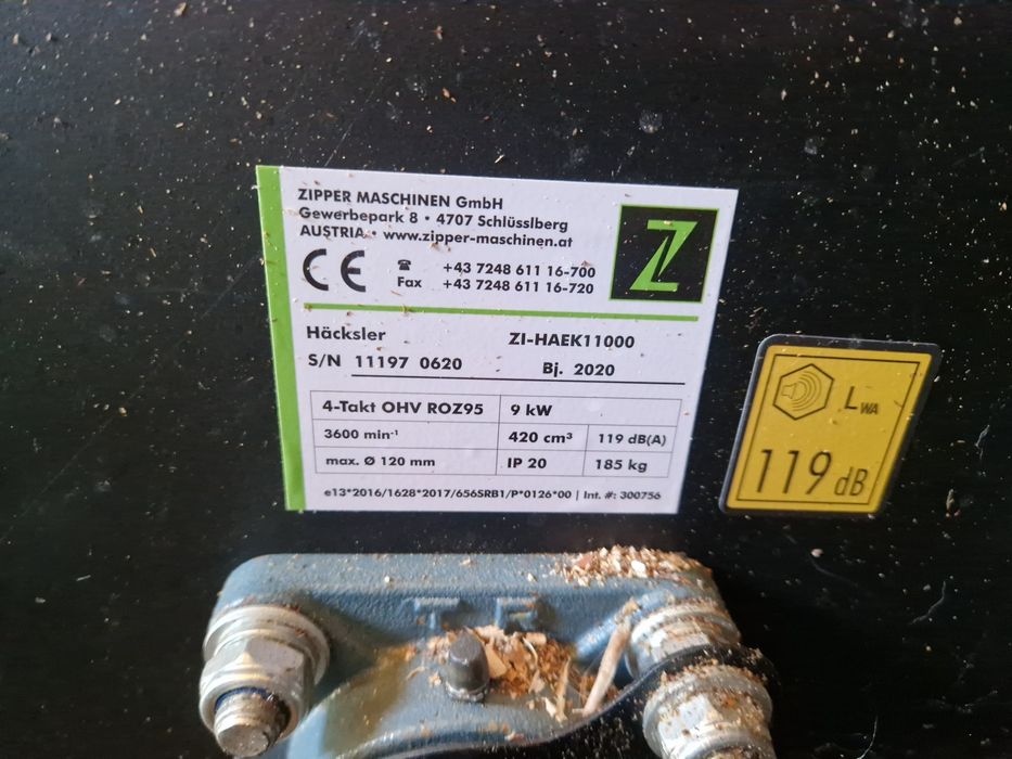 Rozdrabniacz do gałęzi Zipper ZI-HAEK11000