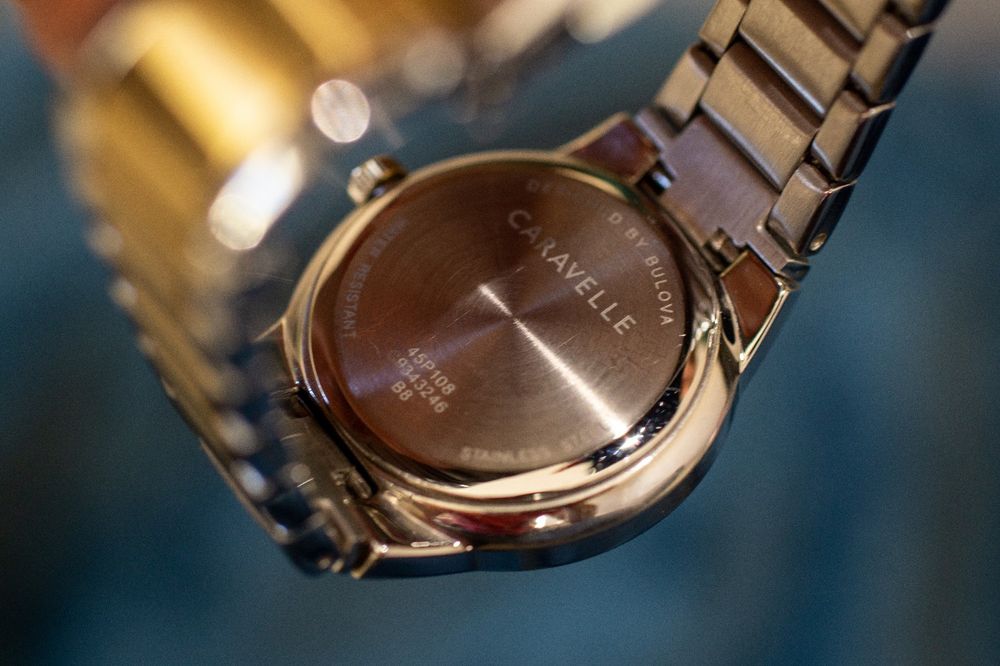 Zegarek damski Caravelle