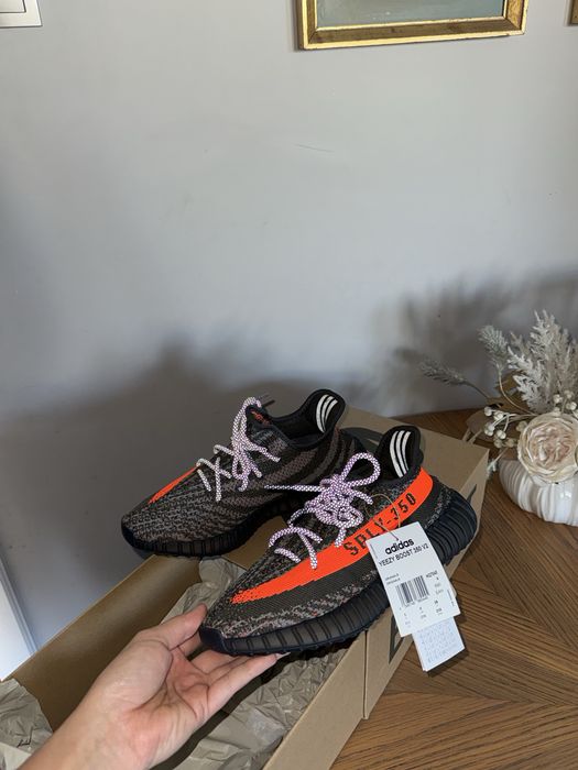 Yeezy 350 beluga v2