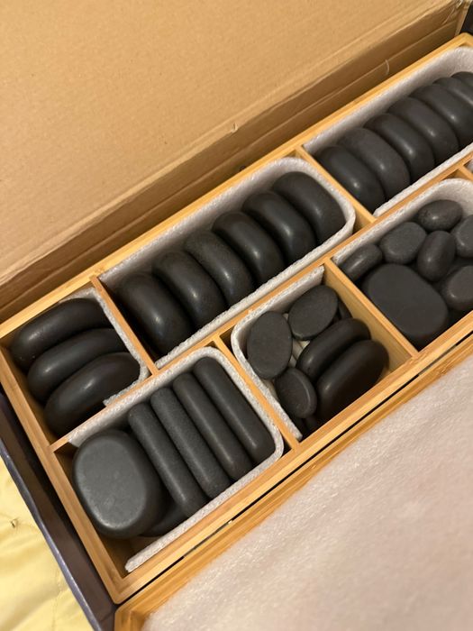 Zestaw do masażu gorącymi kamieniami