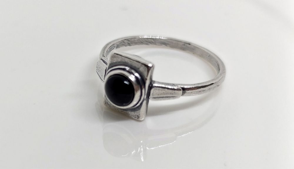 Pierścionek Srebro 925 rosm. 18 Turmalin czarny