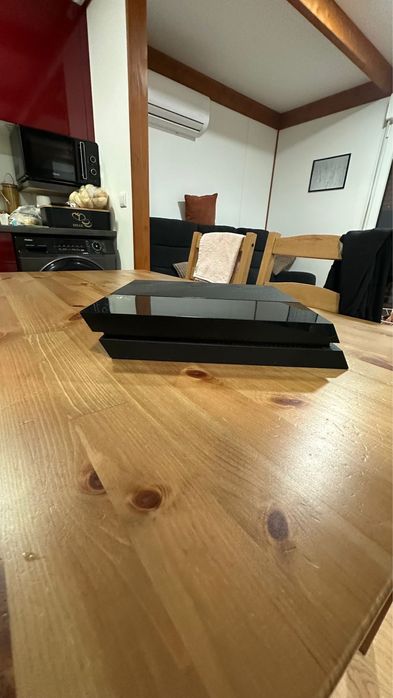 Ps4 500Gb usada + 3 comandos