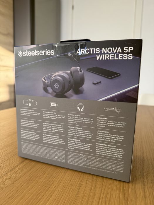 Auscultadores SteelSeries Arctis Nova 5P Wireless (PS5/PC) - Selados