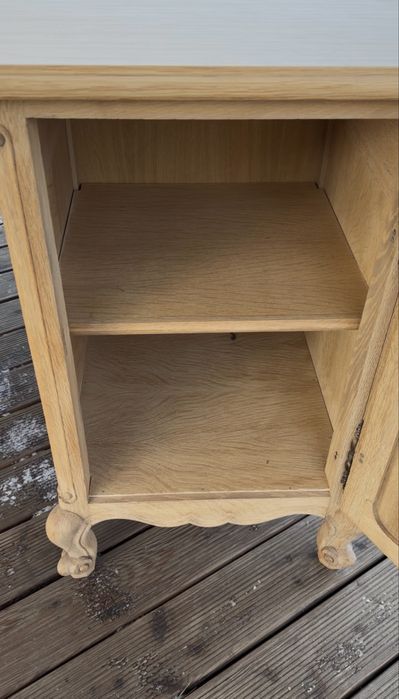 Dwustronne ludwikowskie biurko , stan surowy