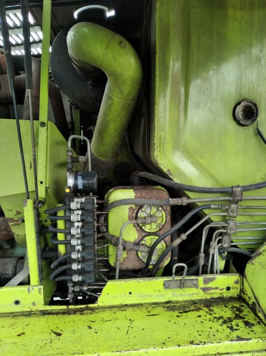 Claas Jaguar 695