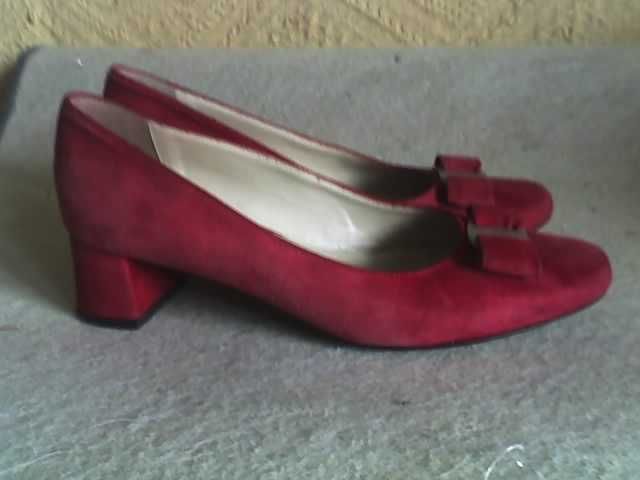 buty damskie letnie tzw."szpilki" 5 par calosc