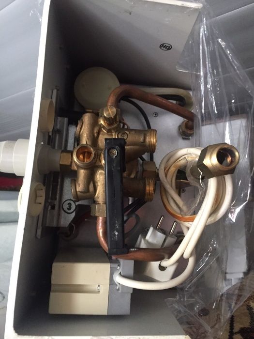 Продам газовые колонки Junkers и Vaillant .