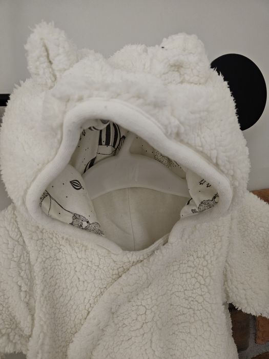 Kombinezon z kapturem z uszkami miś lindex 56