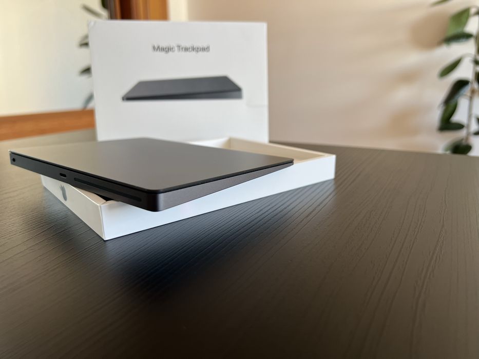 598-Apple Magic Trackpad 2 Space Gray