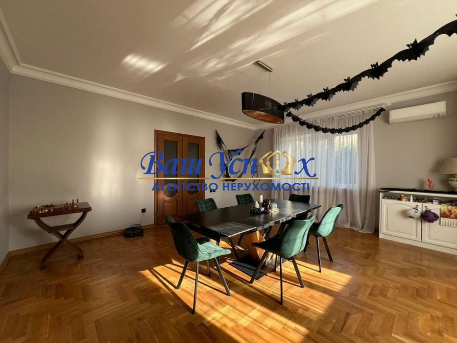 Продажа дома в Золотых Воротах с выходом на реку .Козин