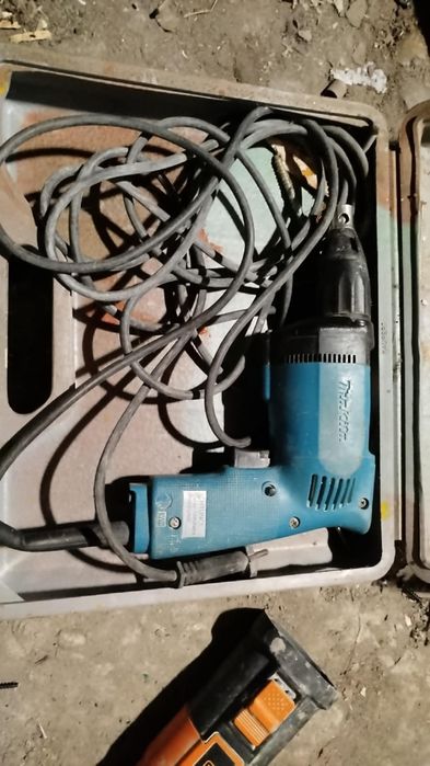 Wiertarka Makita 6822