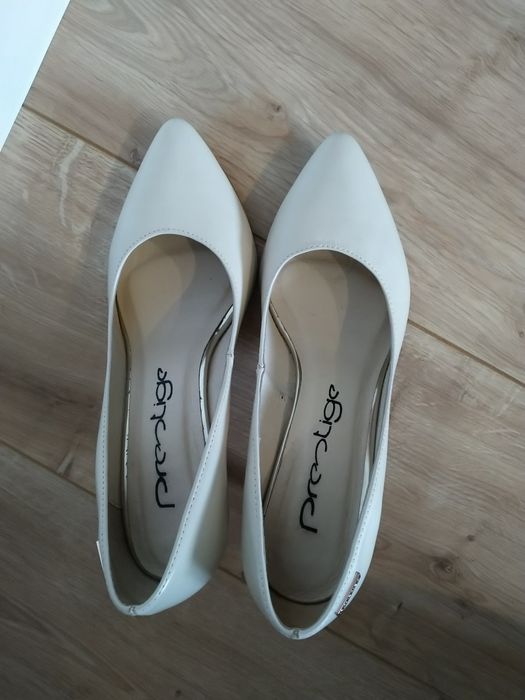 Buty na obcasie szpilki skóra naturalna