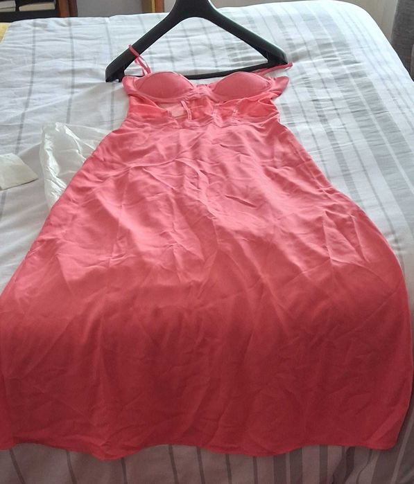 Vestido de cerimónia novo da estilista Maria Marcelino